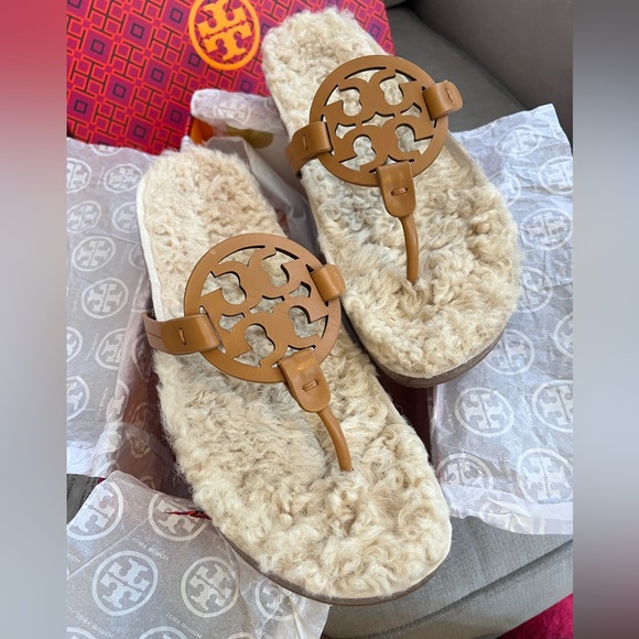 Tory Burch Miller Cloud Shearling Leather Sandals - Picture 4 of 6